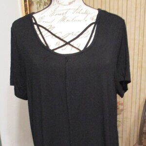Terre Bleue Women’s Size L Small Black Cold Shoulder Tapered Hem Tunic Blouse